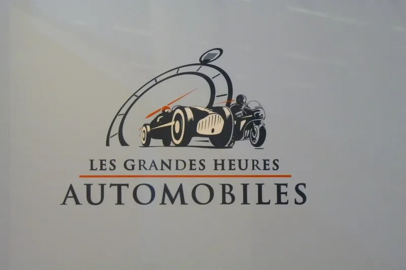 Illustration — Vintage Revival Montlhéry
